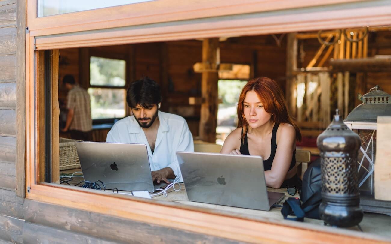 How Shree Radhe Consultancy Helps You Choose the Right Country to Study Abroad